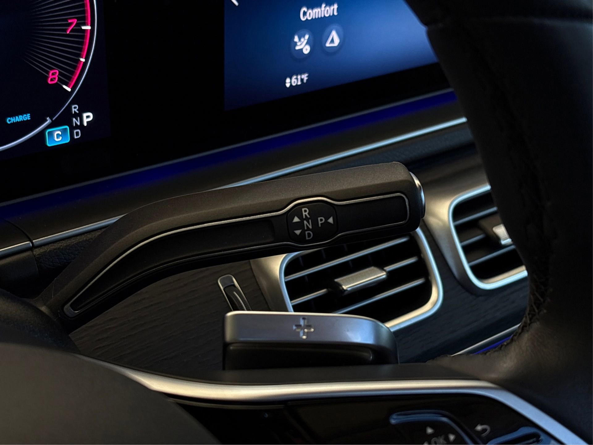 Used 2025 Mercedes-Benz GLE 350 4MATIC image 29