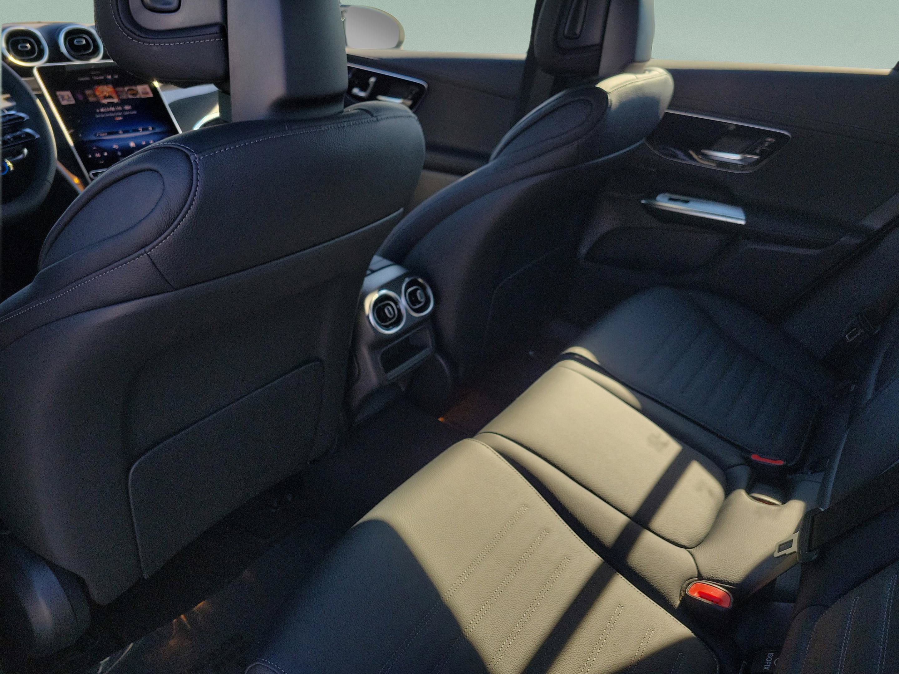 New 2026 Mercedes-Benz GLC 43 AMG 4MATIC image 6
