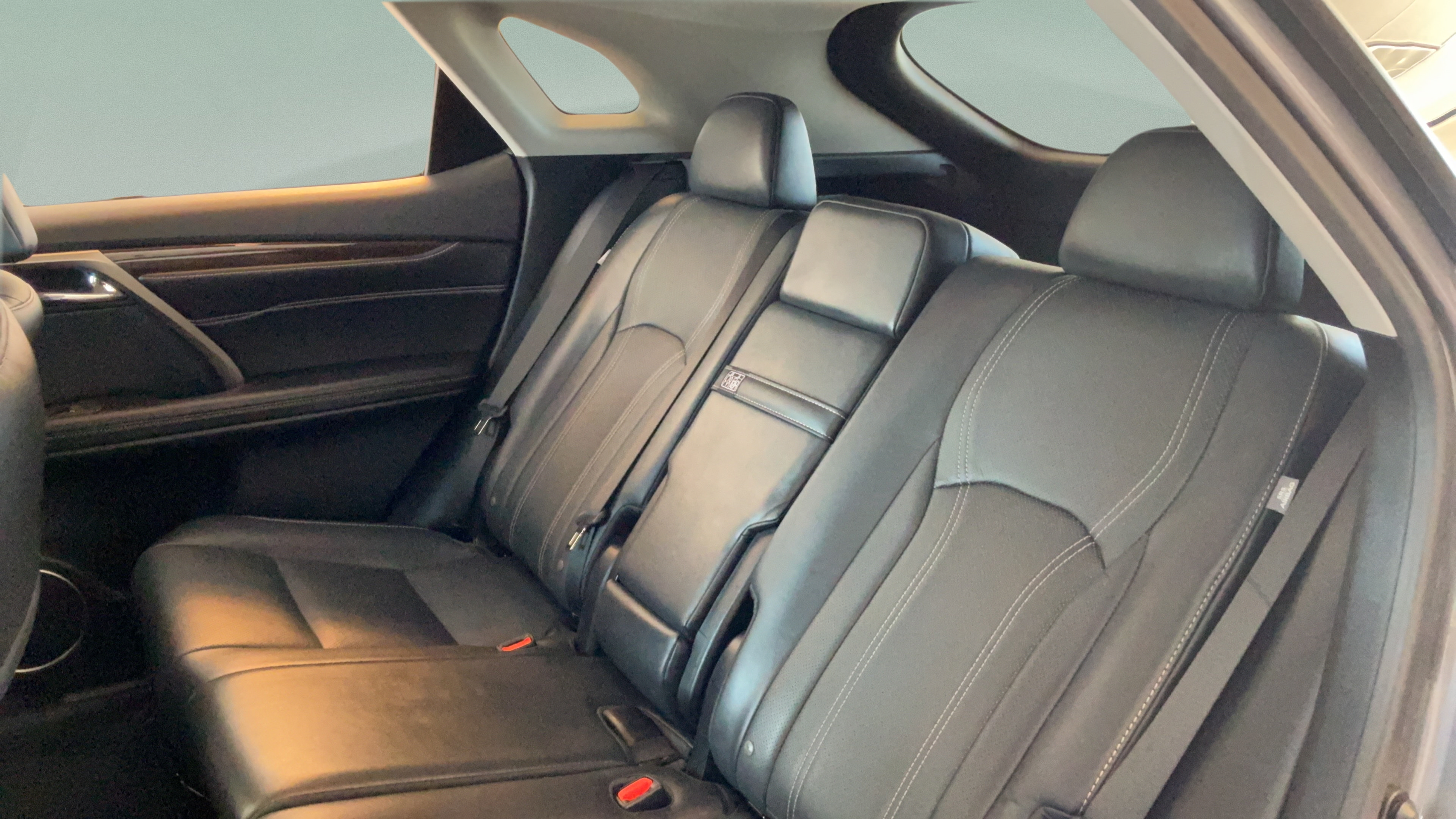 Used 2019 Lexus RX 350 FWD w/ Navigation Package image 29