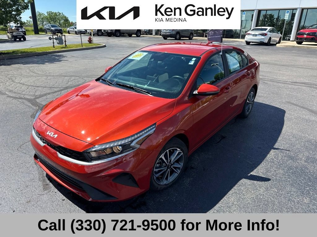 Certified 2024 Kia Forte LXS w/ LXS Technology Package FWD image 3