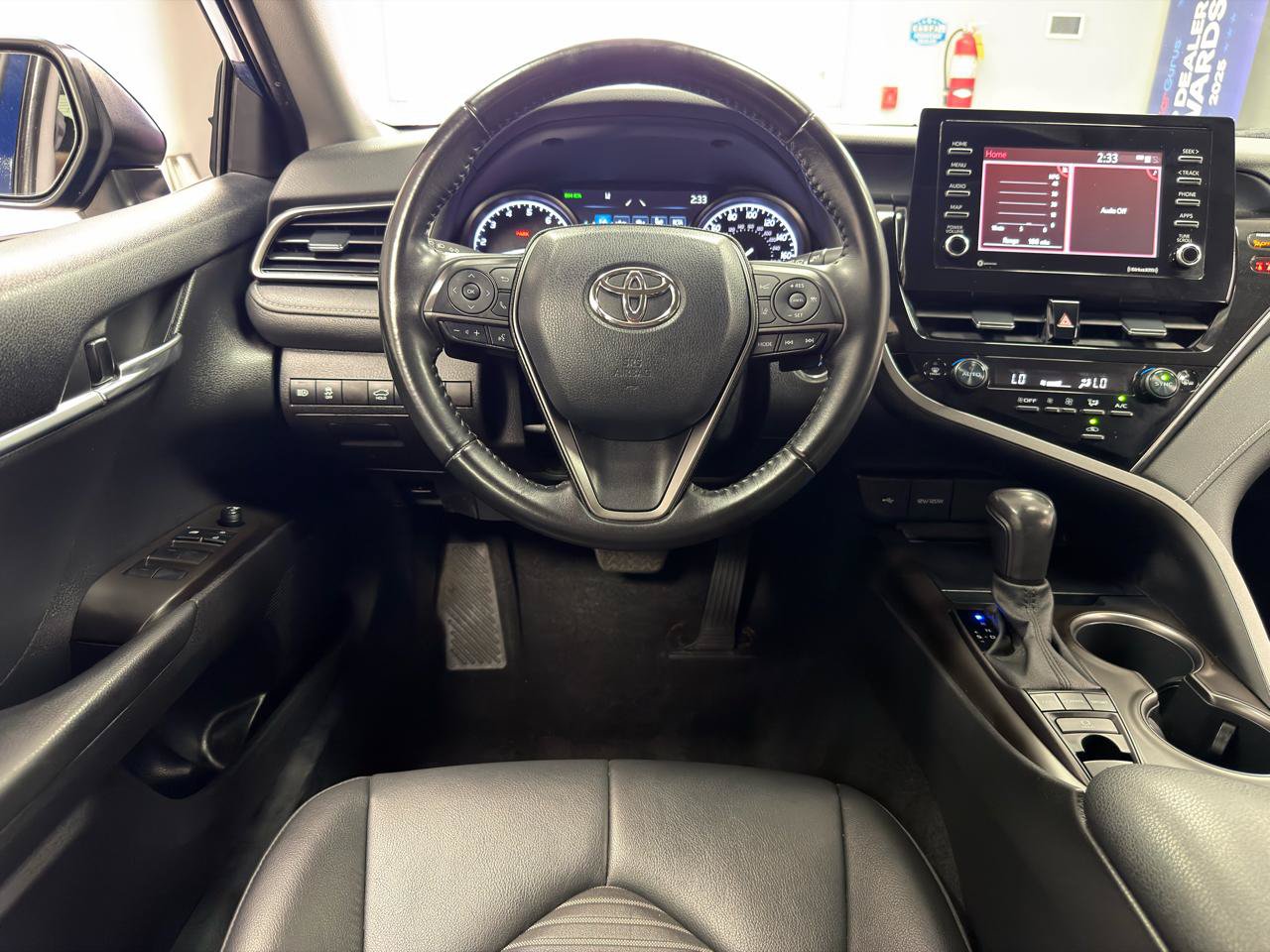Used 2023 Toyota Camry SE w/ Convenience Package AWD/4WD image 27