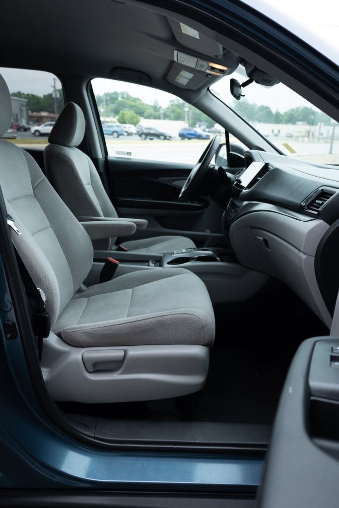 Used 2021 Honda Pilot EX image 24