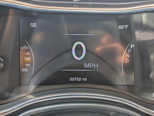 Used 2019 Jeep Grand Cherokee Altitude image 32