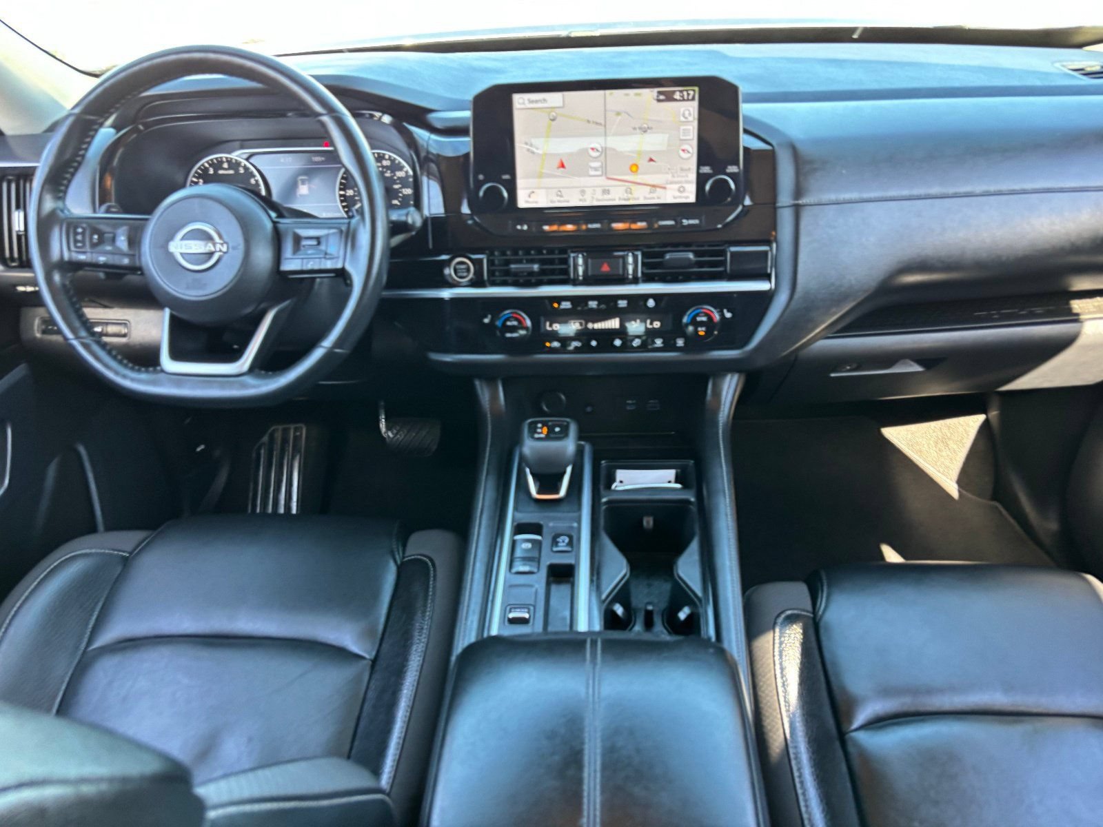 Certified 2023 Nissan Pathfinder SL FWD image 16