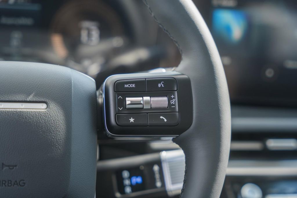 New 2026 Hyundai Santa Fe SE image 28