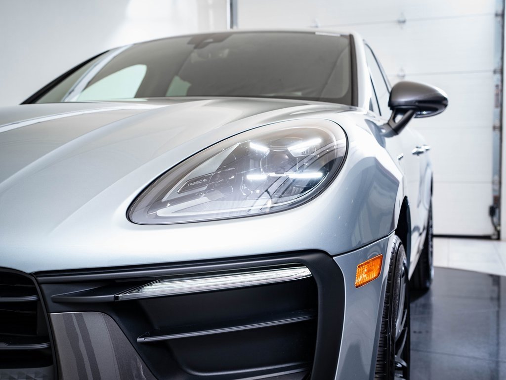 New 2026 Porsche Macan Turbo image 13