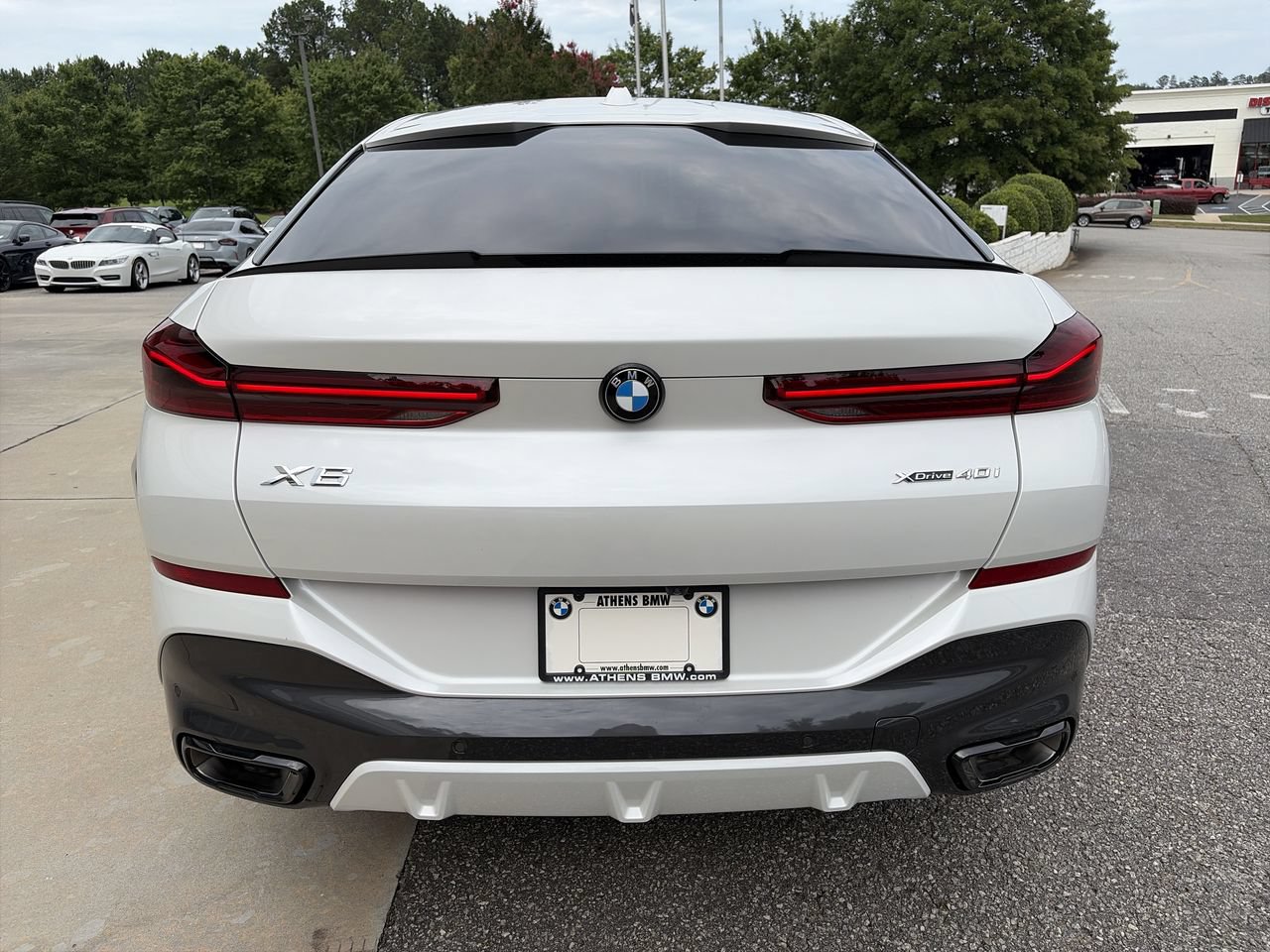Used 2025 BMW X6 xDrive40i AWD/4WD image 12