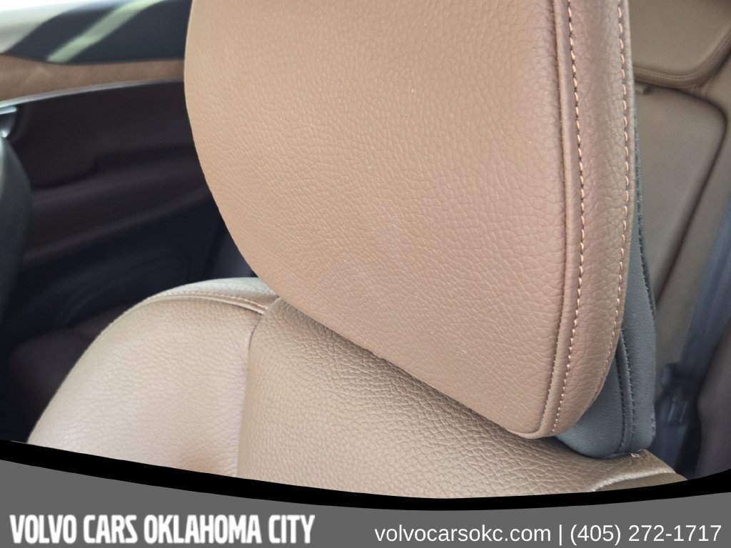Certified 2023 Volvo XC90 B6 Plus w/ Protection Package Premier AWD/4WD image 16