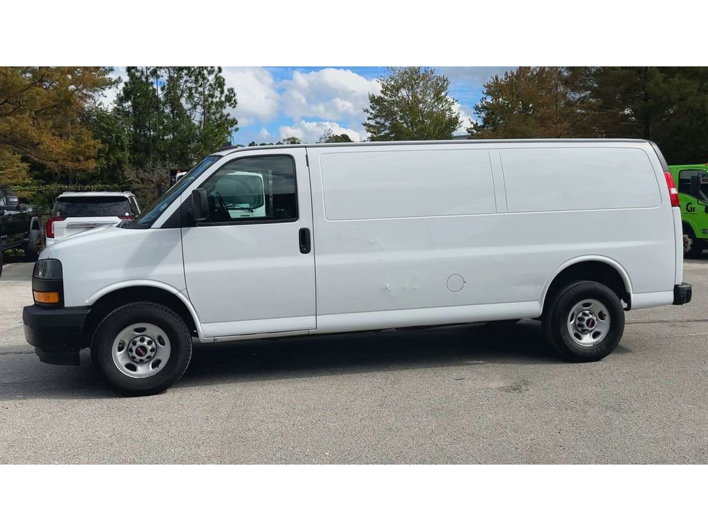 Used 2022 GMC Savana 3500 Work Van w/ Driver Convenience Package image 5