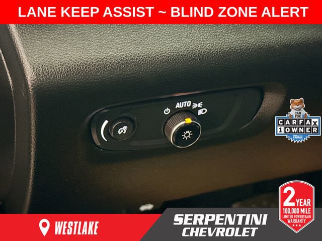 Used 2023 Chevrolet Traverse LT image 11