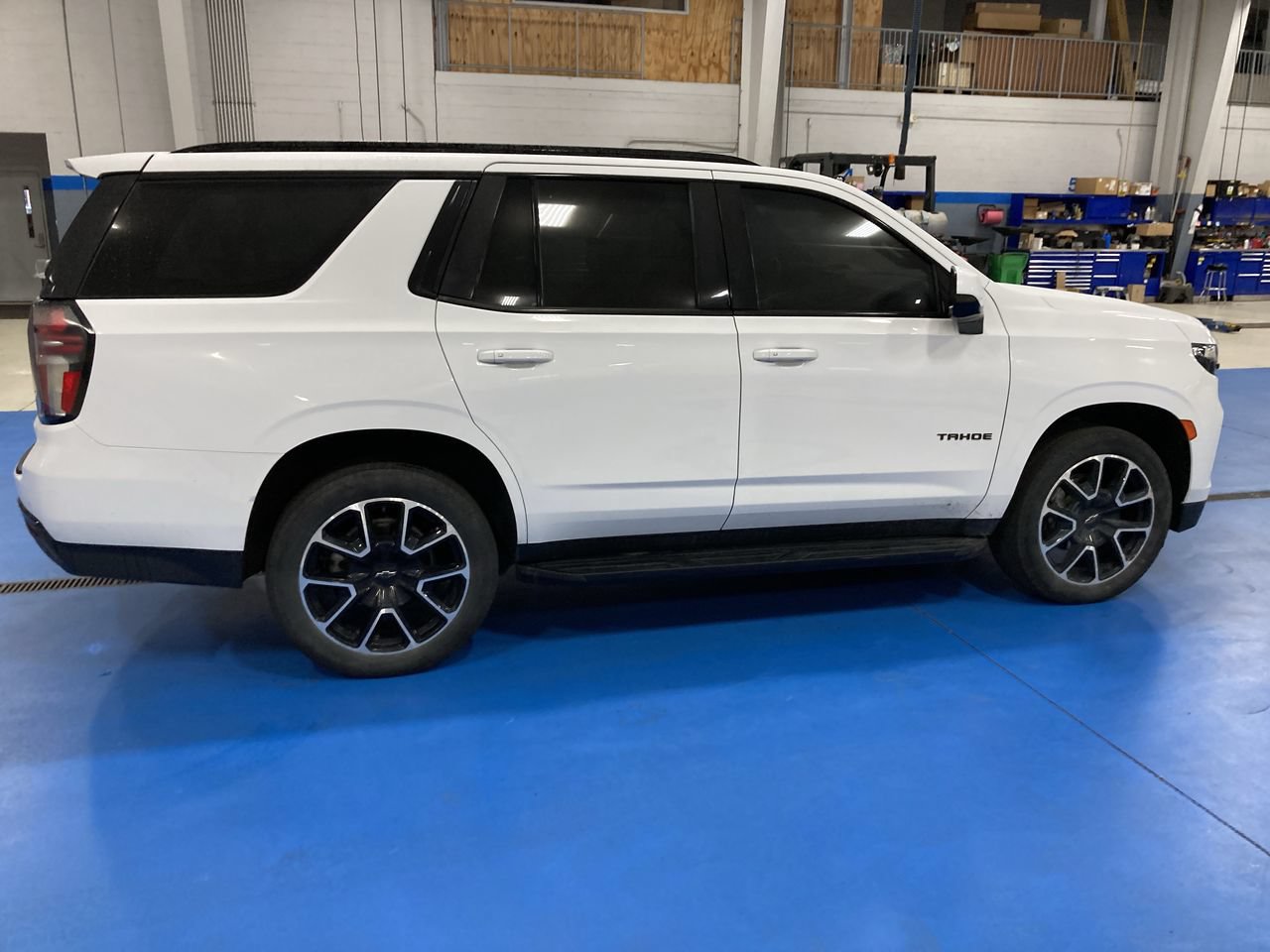 Used 2023 Chevrolet Tahoe RST AWD/4WD image 8