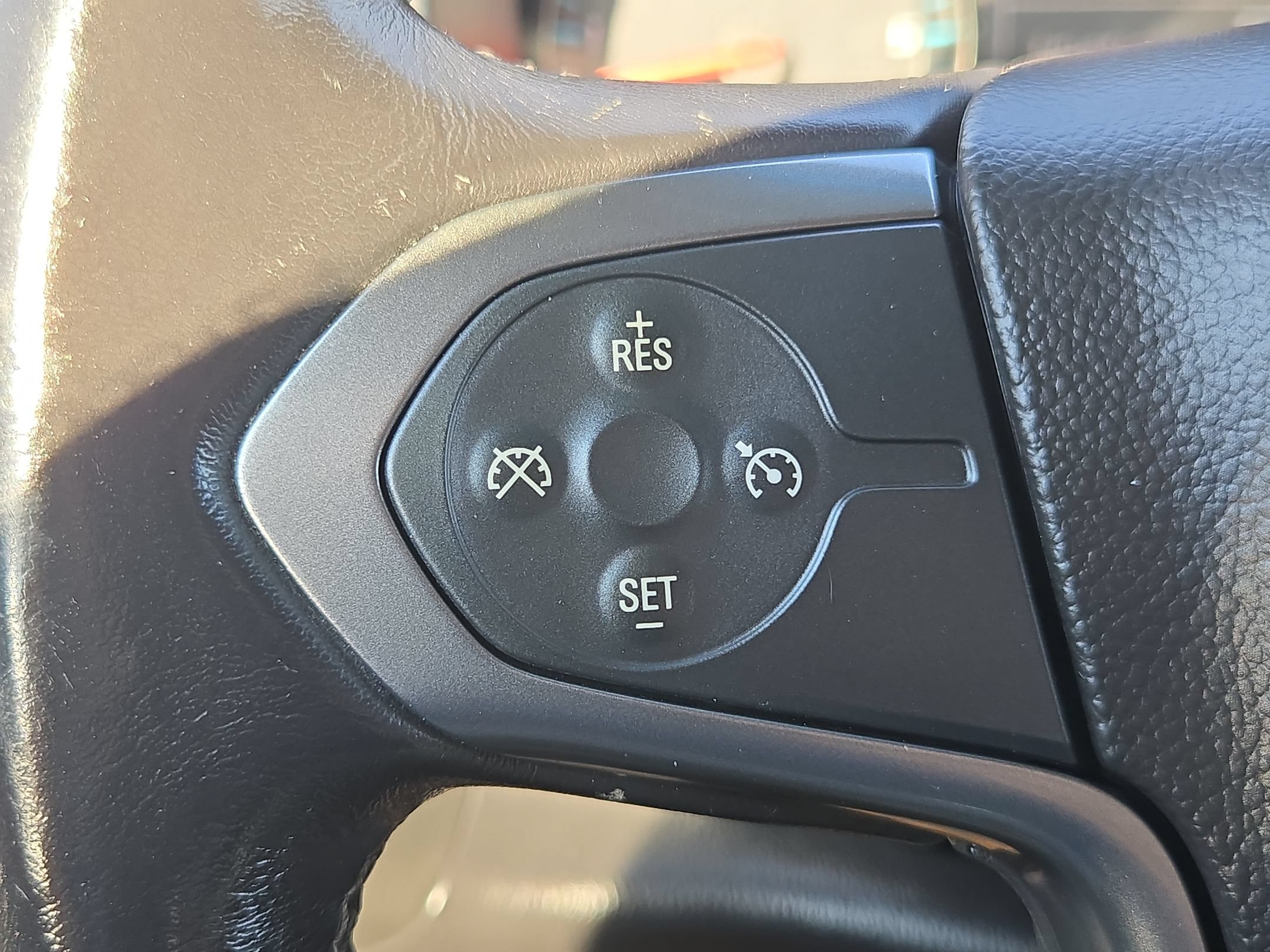 Used 2019 Chevrolet Silverado 1500 LT AWD/4WD image 27
