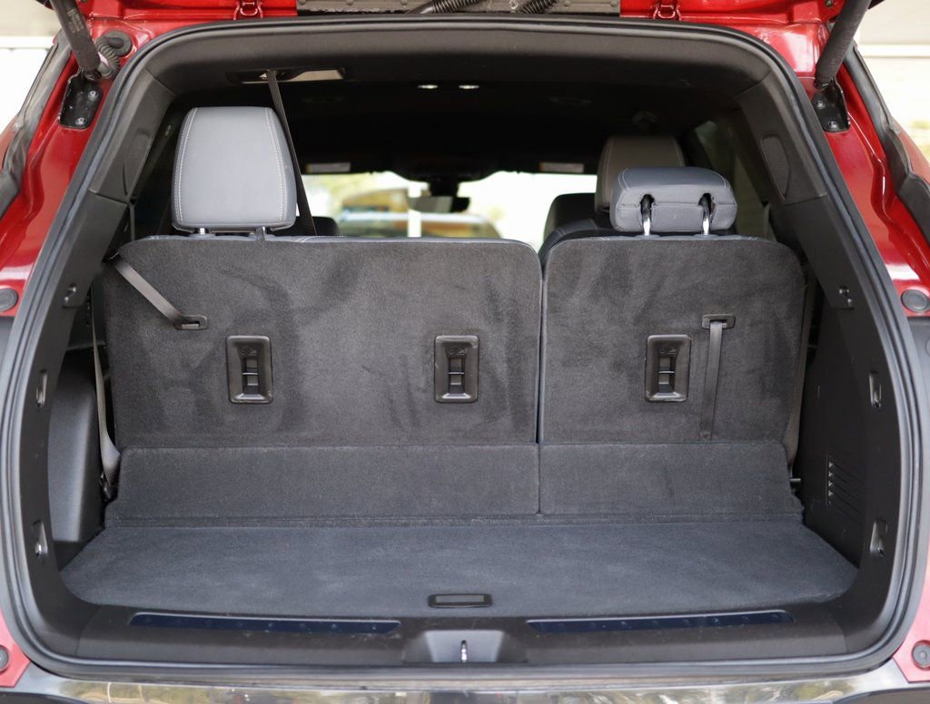 Used 2022 Buick Enclave Essence w/ Sport Touring Edition image 30