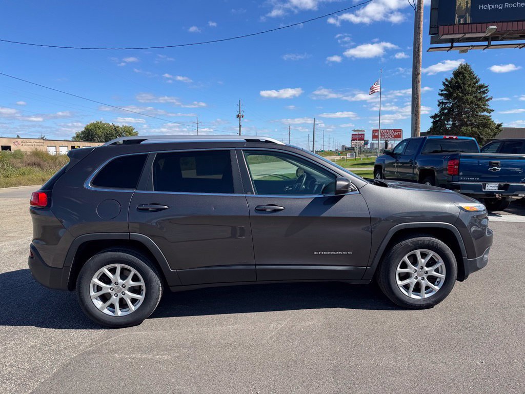 Used 2014 Jeep Cherokee Latitude w/ Comfort/Convenience Group AWD/4WD image 36