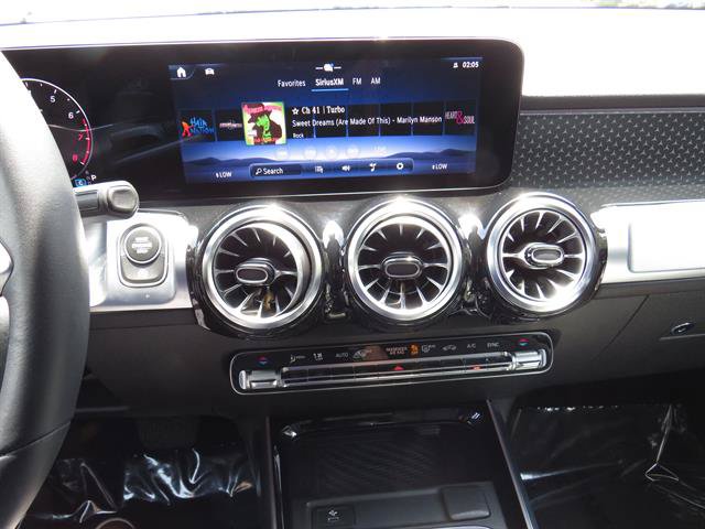 Certified 2024 Mercedes-Benz GLB 250 4MATIC image 14