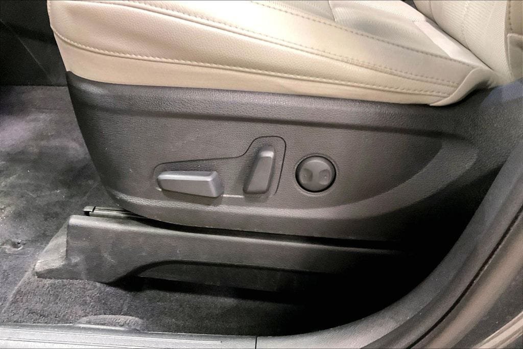 Used 2021 Kia Telluride EX FWD image 19