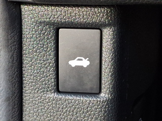 Certified 2024 Honda Accord EX image 27