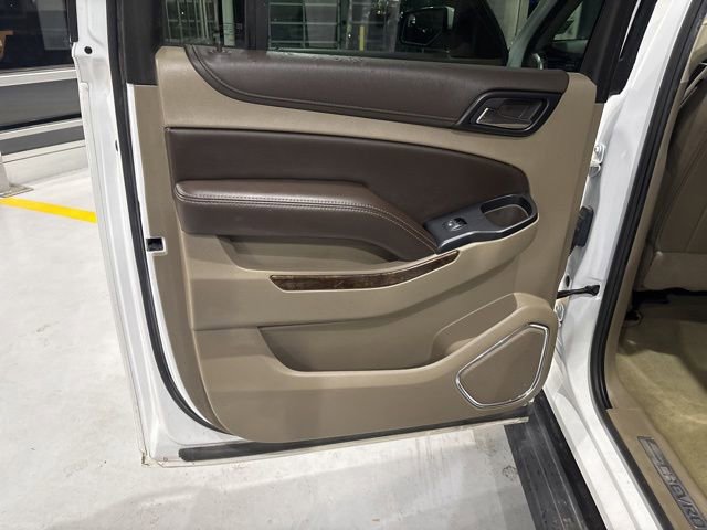 Used 2018 Chevrolet Suburban LT AWD/4WD image 21