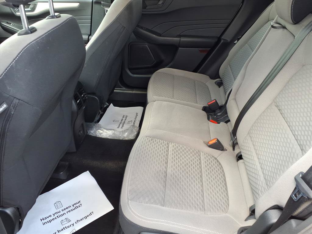 Used 2022 Ford Escape SE w/ SE Sport Appearance Package AWD/4WD image 13
