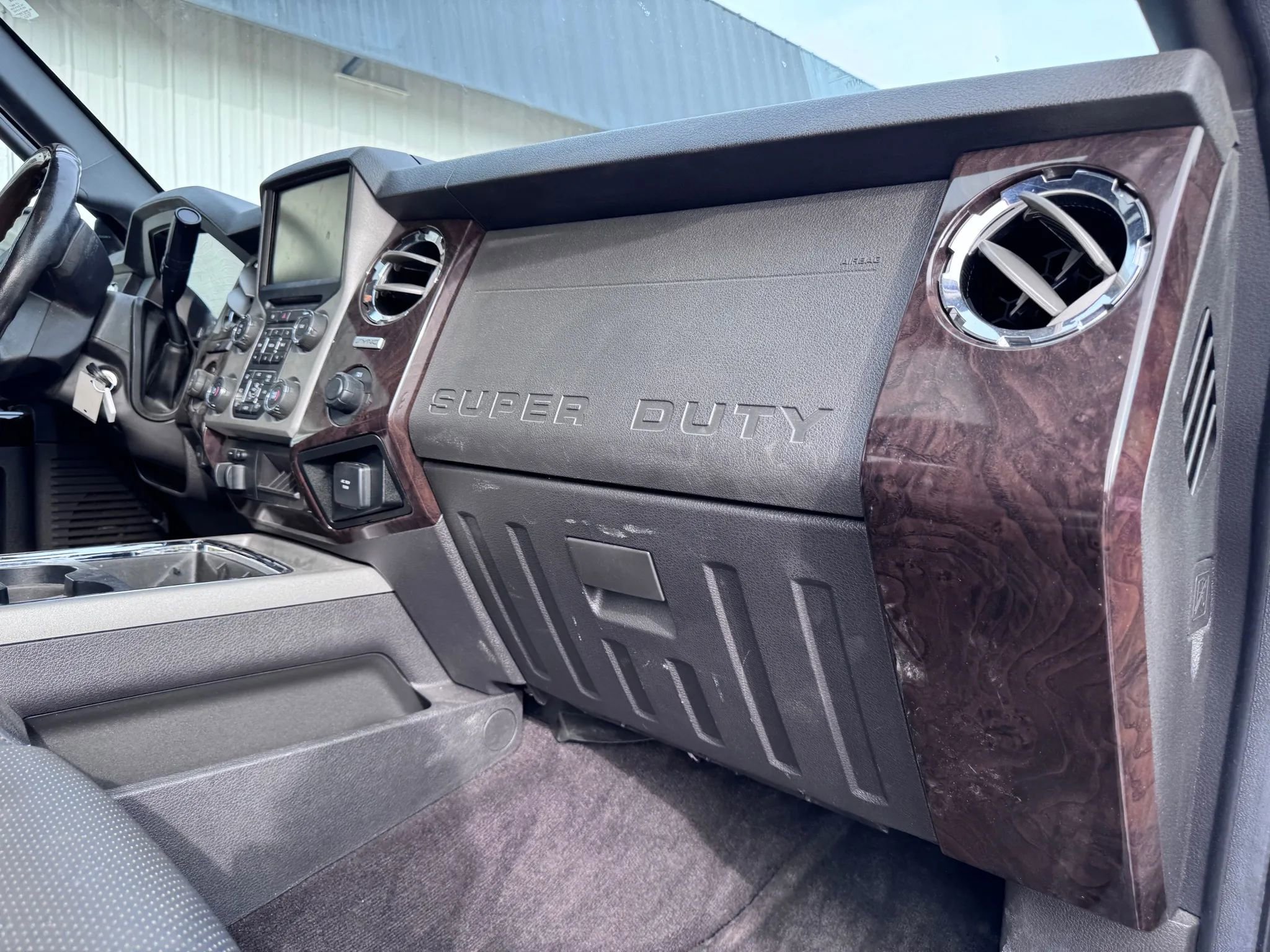 Used 2016 Ford F350 Platinum image 15