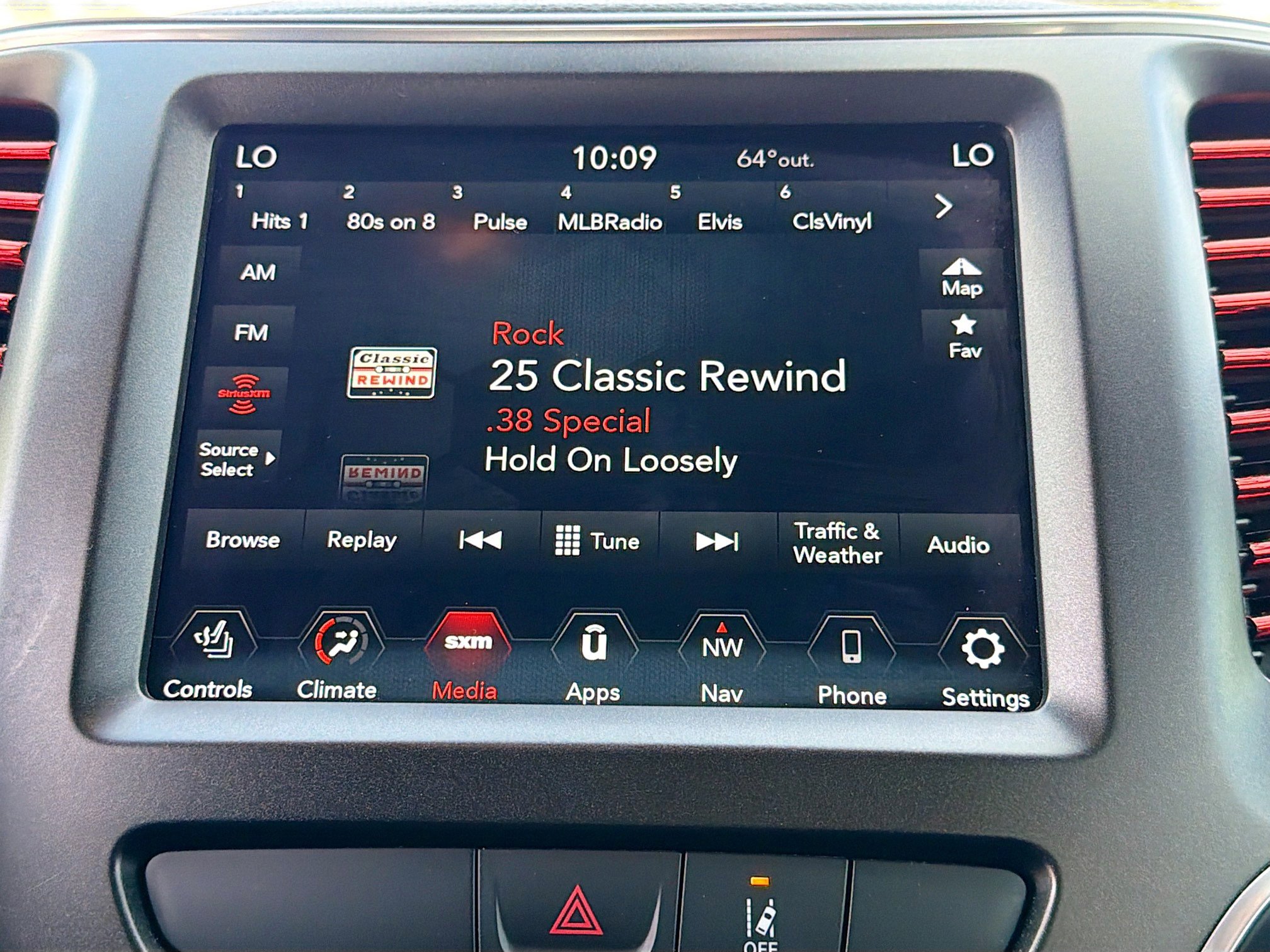 Used 2022 Jeep Cherokee Trailhawk w/ Sound & Nav Group image 29