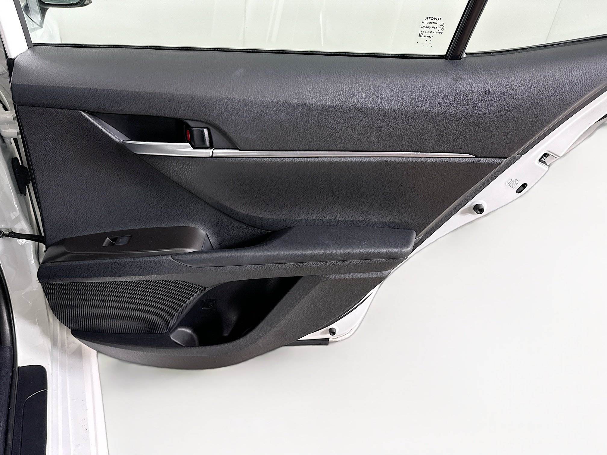 Used 2024 Toyota Camry SE FWD image 28