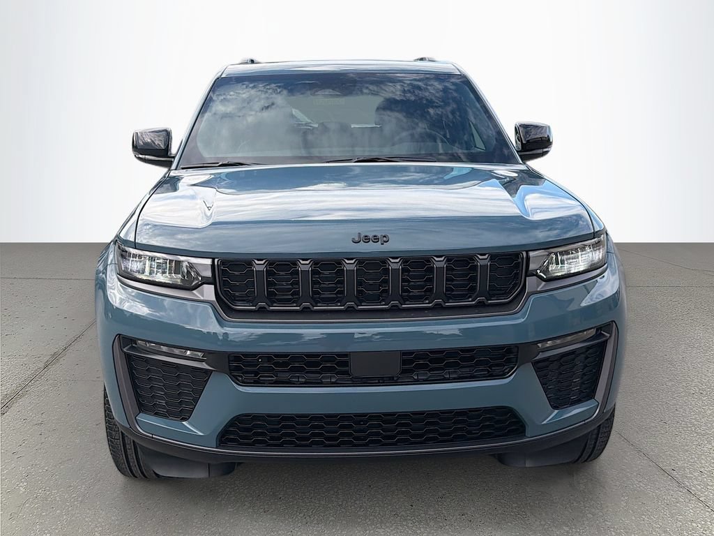 New 2026 Jeep Grand Cherokee Limited w/ Limited Altitude Package AWD/4WD image 9