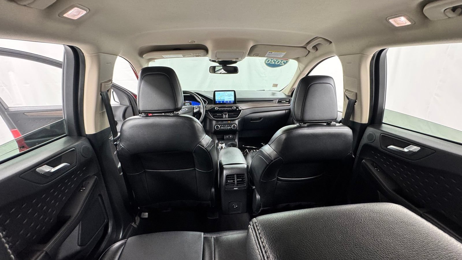 Used 2020 Ford Escape Titanium AWD/4WD image 19