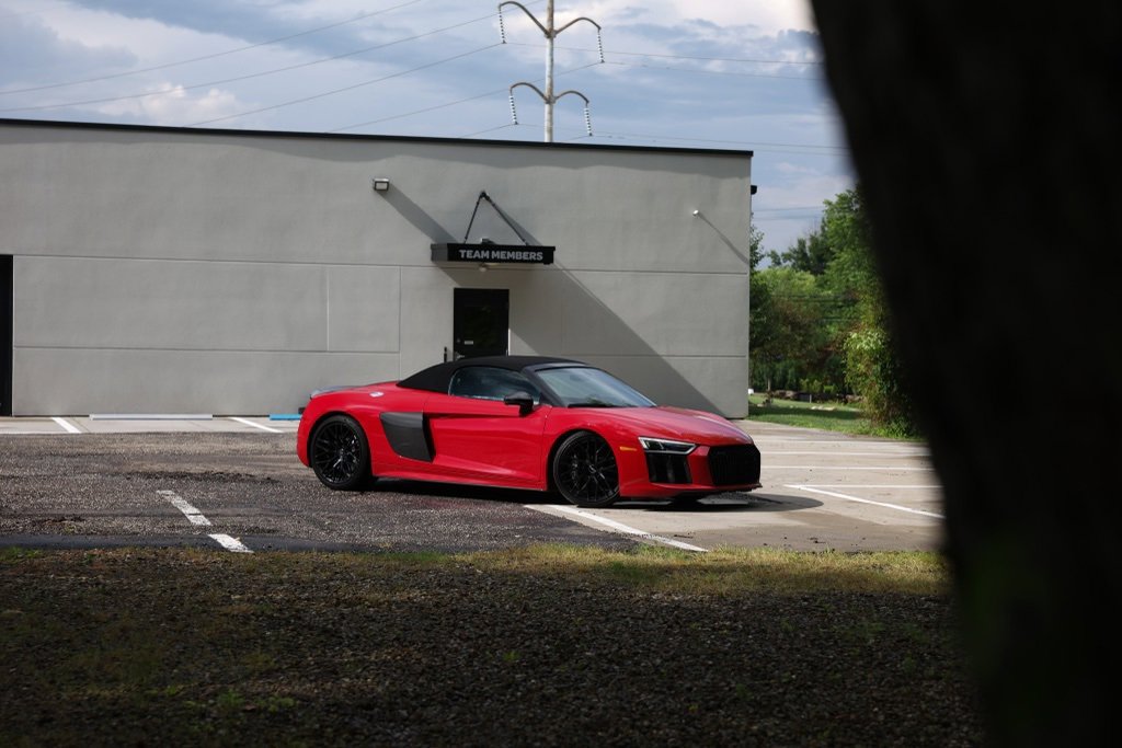 Used 2018 Audi R8 V10 plus w/ Full Leather Package image 7