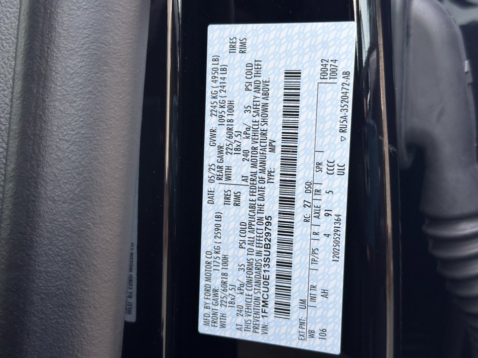 New 2025 Ford Escape SE w/ PHEV Premium Package image 35