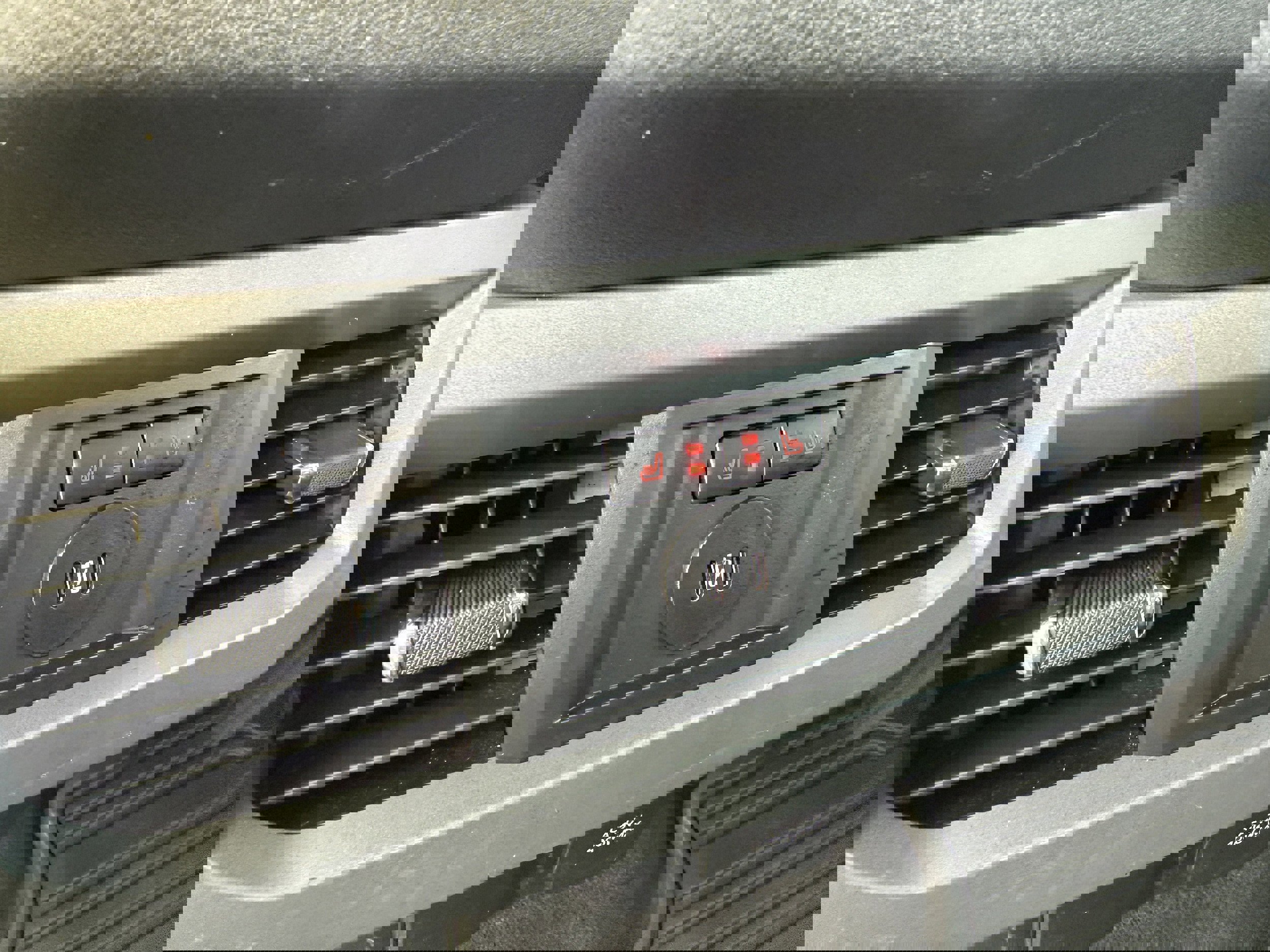 Used 2024 Ford F250 Lariat w/ Lariat Ultimate Package image 35