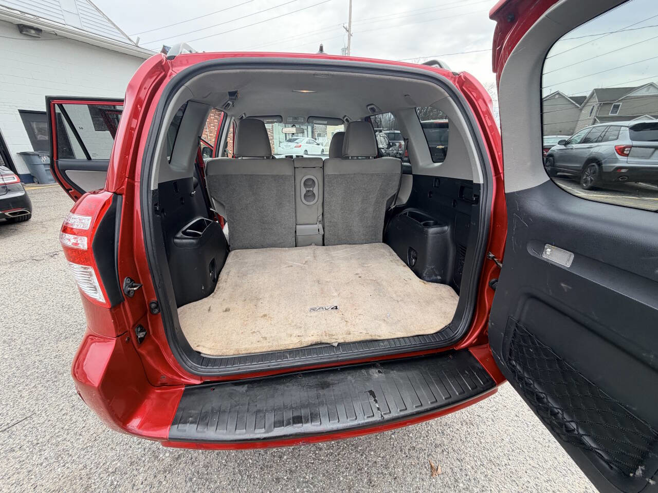 Used 2012 Toyota RAV4 4WD w/ Value Pkg image 37