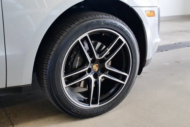Used 2021 Porsche Macan image 8