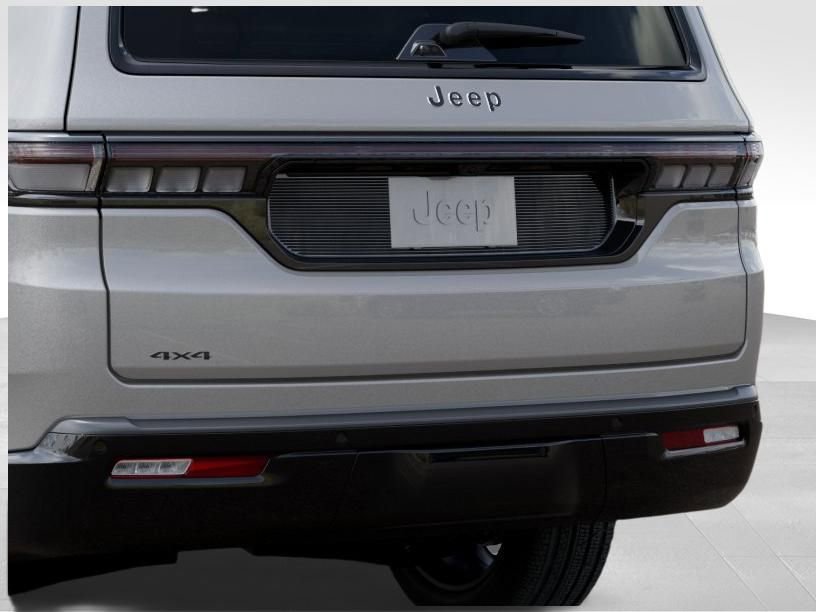 New 2026 Jeep Grand Wagoneer Summit w/ Premium Group III AWD/4WD image 13