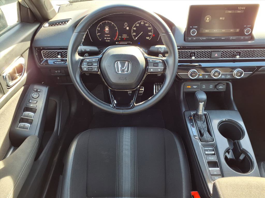 Used 2025 Honda Civic Sport image 3