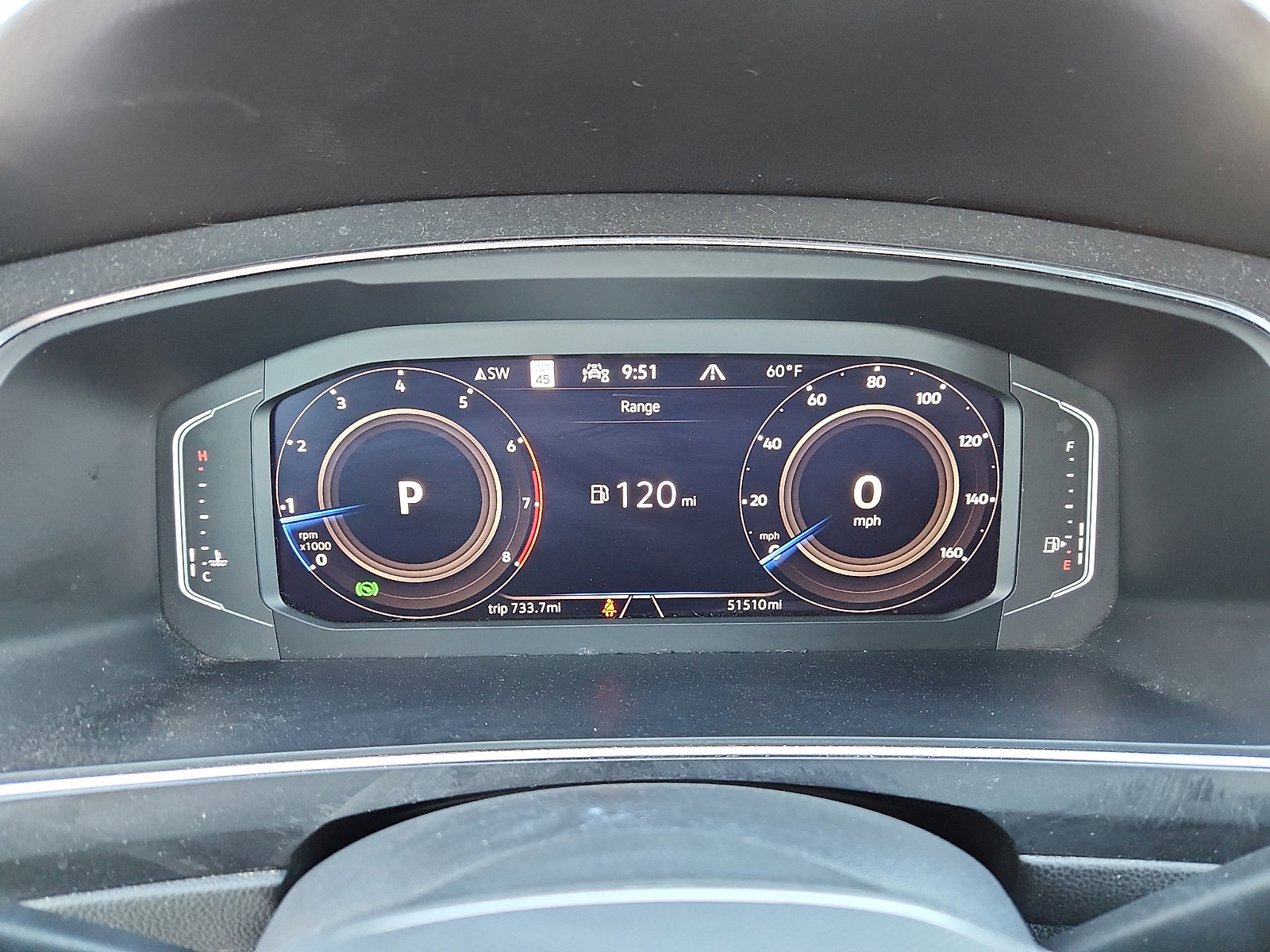 Used 2023 Volkswagen Tiguan SEL R-Line image 17