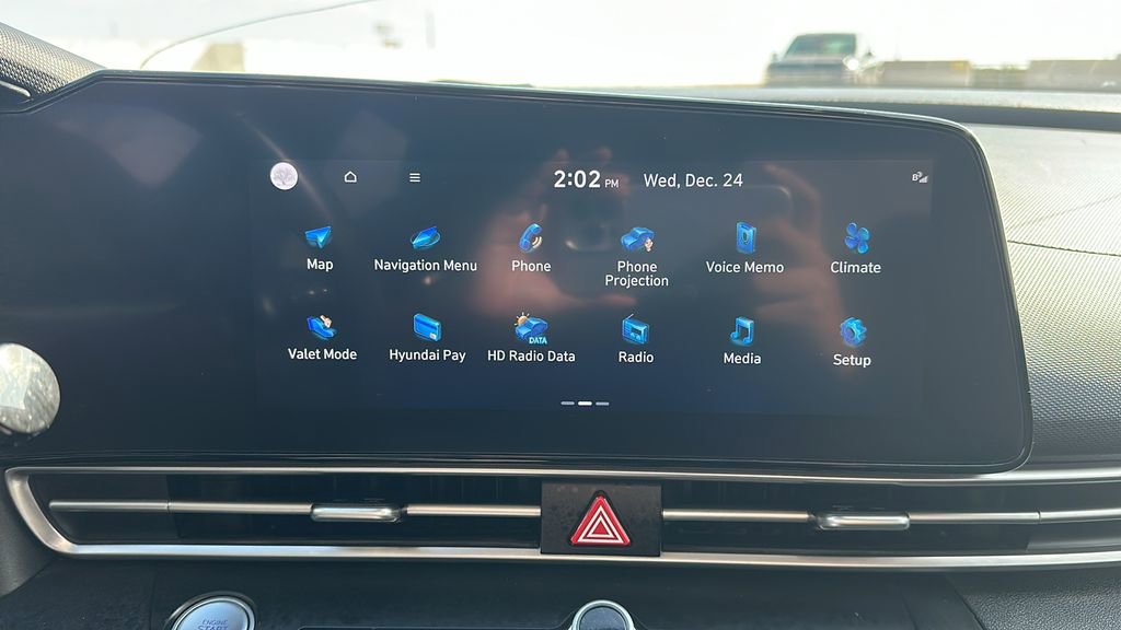 Used 2023 Hyundai Elantra SEL w/ Convenience Package image 24