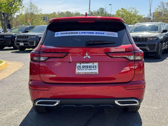 Used 2022 Mitsubishi Outlander ES image 3