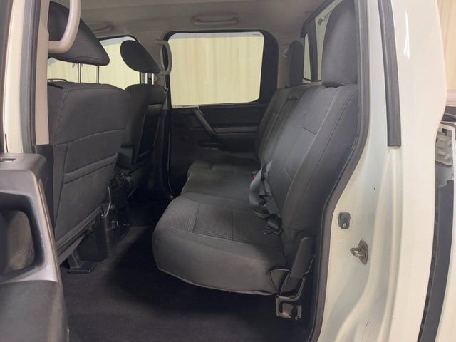 Used 2013 Nissan Titan SV image 30