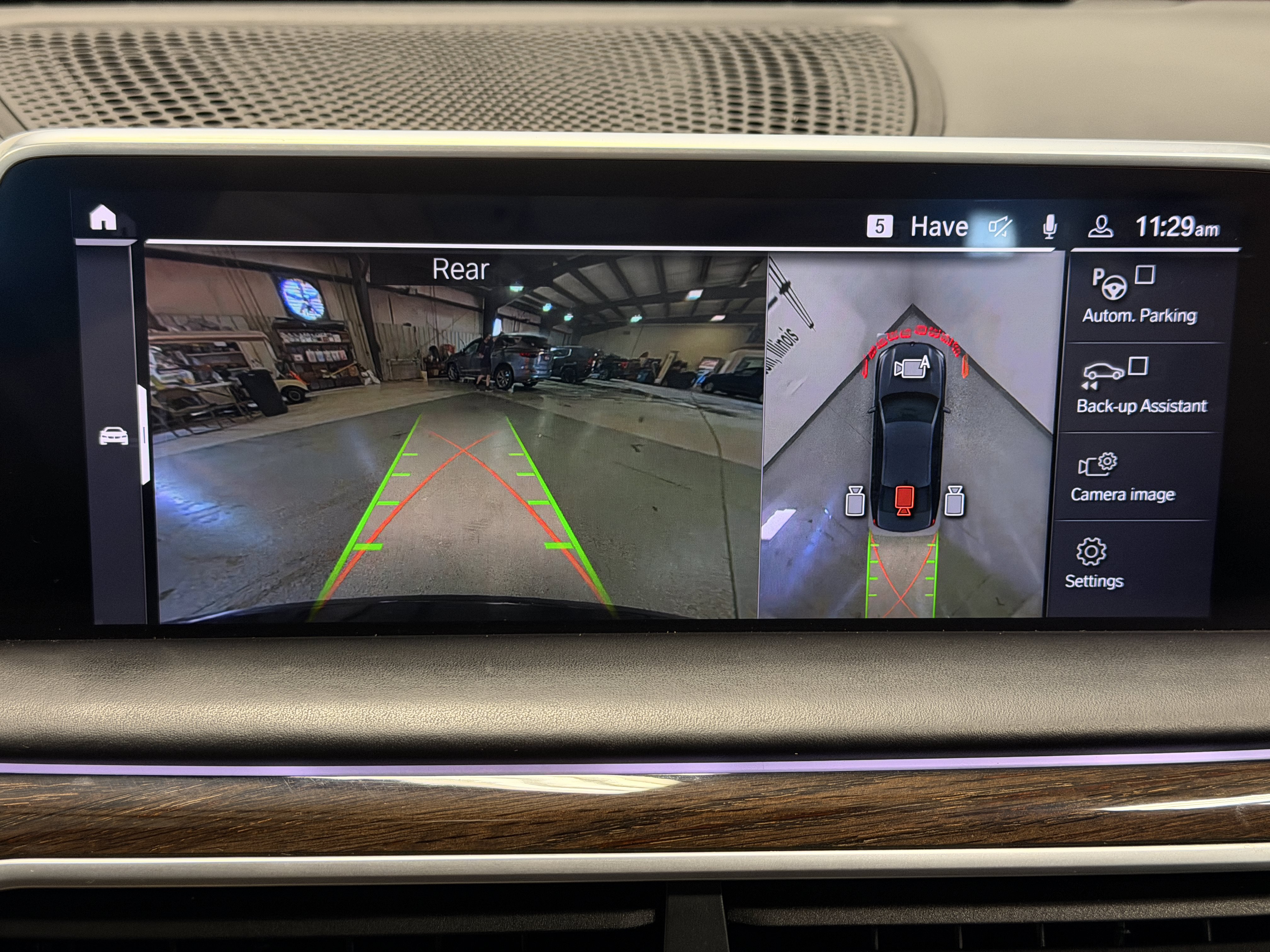 Used 2020 BMW 750i xDrive w/ Executive Package AWD/4WD image 11