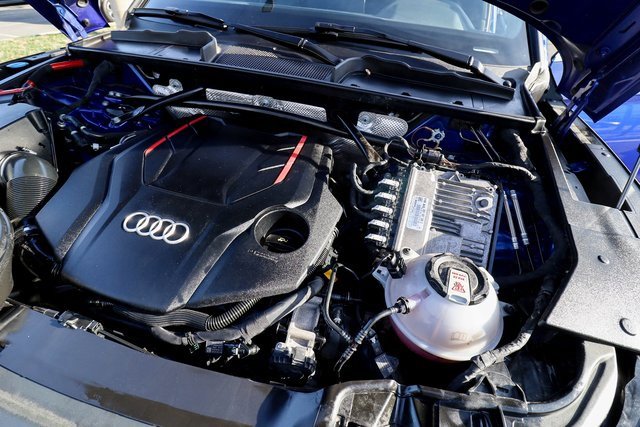 Used 2022 Audi SQ5 Premium Plus w/ Premium Plus Package image 32