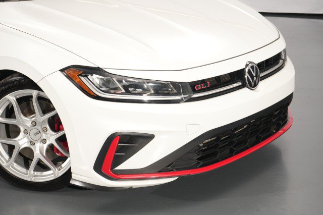 Used 2025 Volkswagen Jetta GLI Autobahn FWD image 7