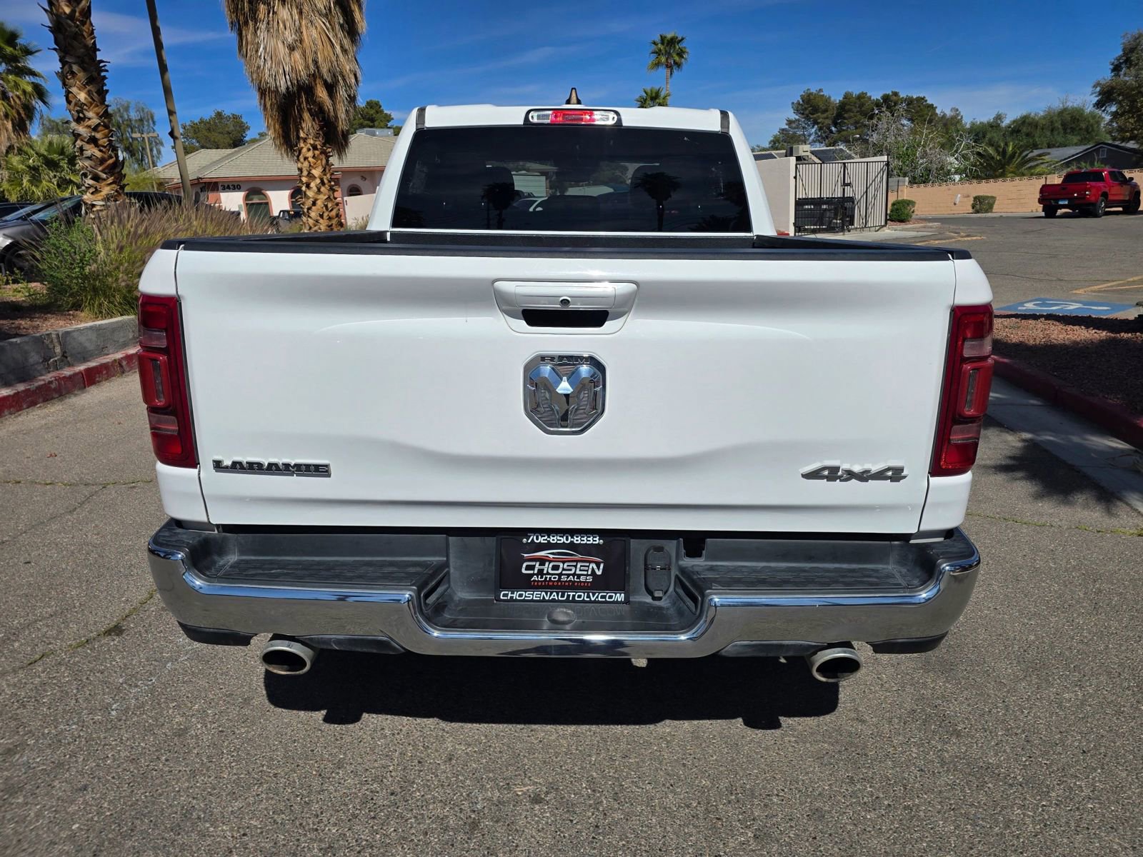 Used 2024 RAM 1500 Laramie AWD/4WD image 6