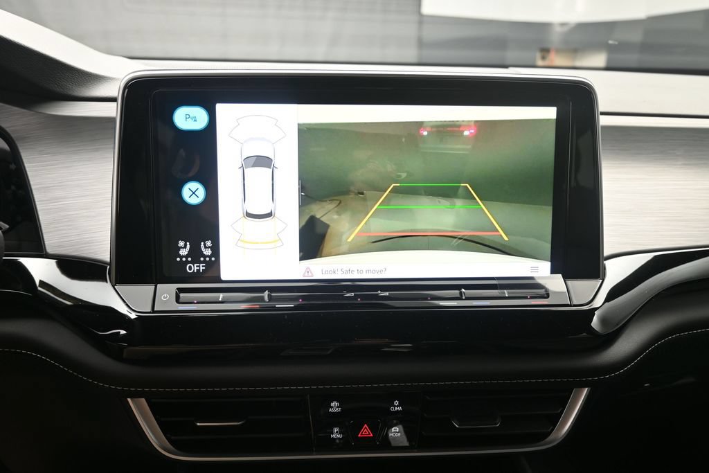 New 2026 Volkswagen Atlas Cross Sport SE FWD image 12