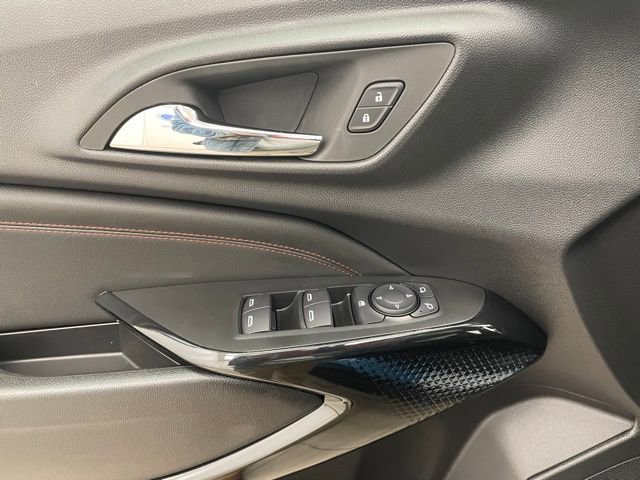 New 2026 Chevrolet Trax RS w/ Sunroof Package image 11