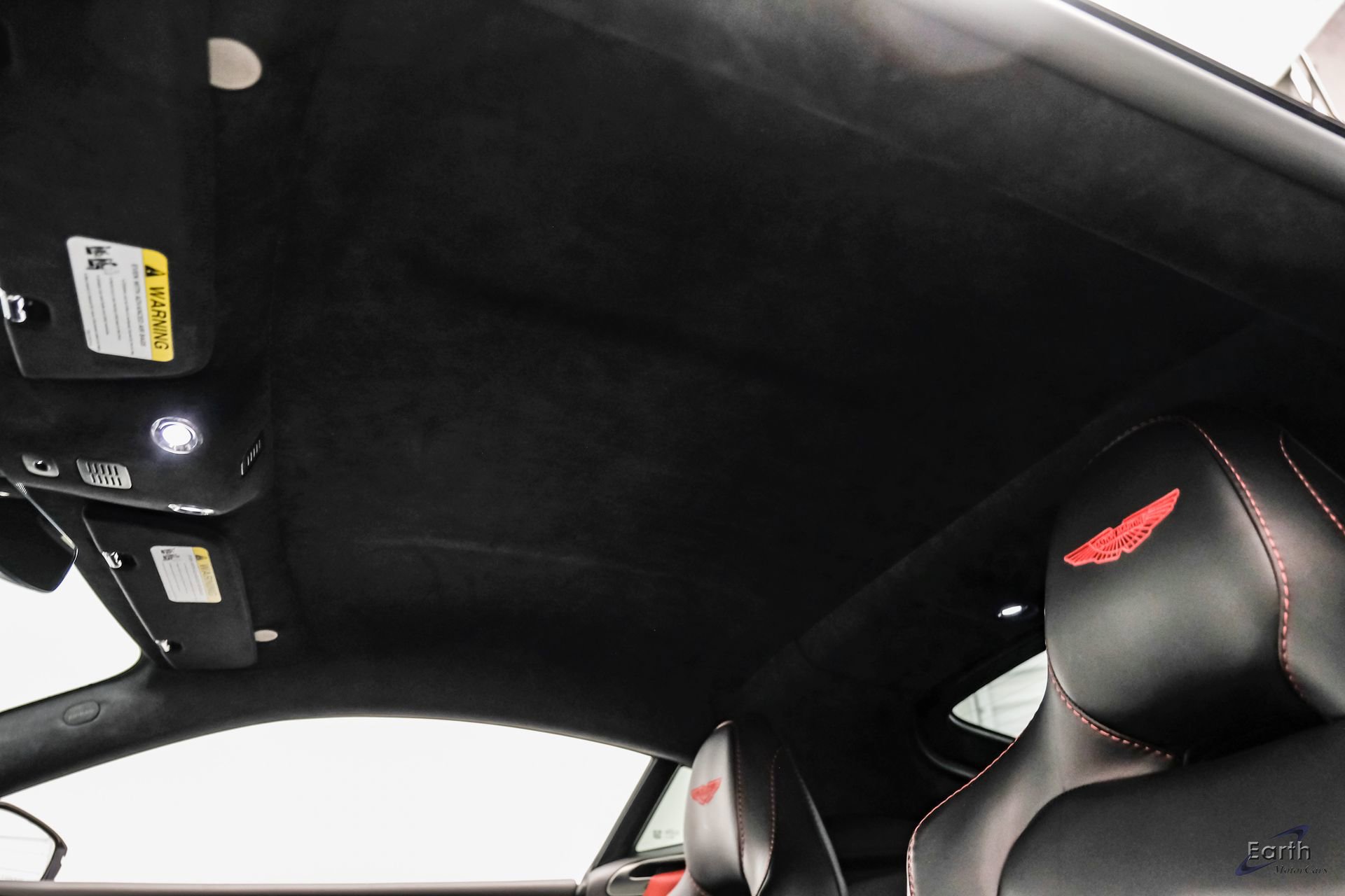 Used 2023 Aston Martin V12 Vantage RWD image 43