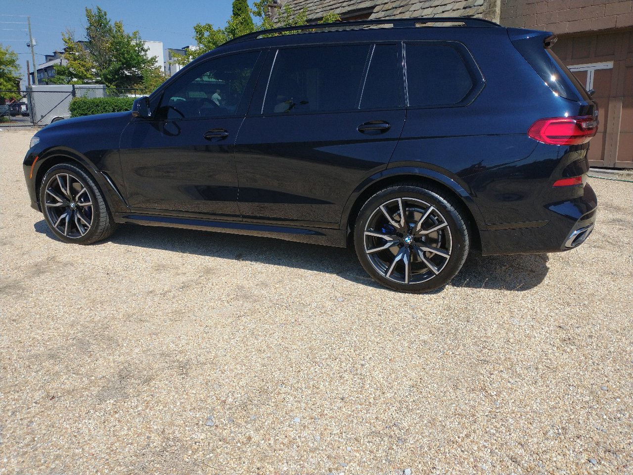 Used 2019 BMW X7 xDrive50i w/ Dynamic Handling Package image 14