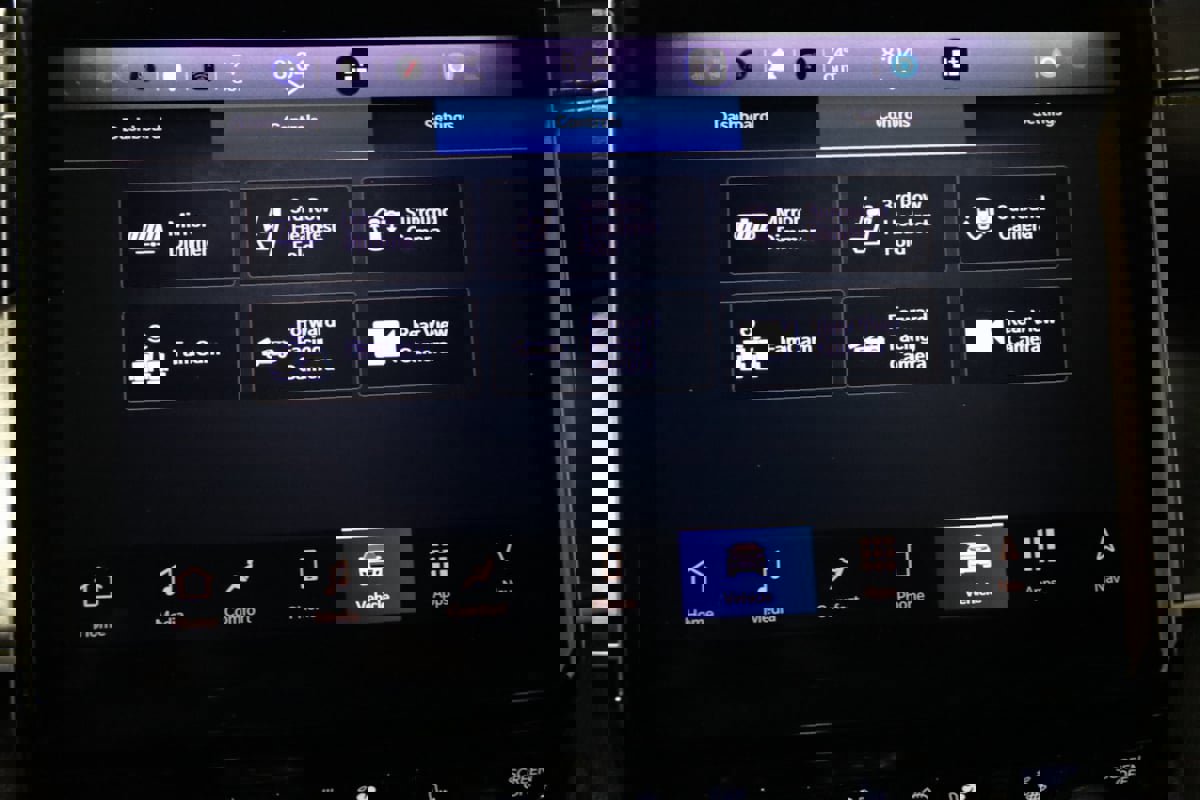 Used 2024 Jeep Grand Cherokee L Limited w/ Luxury Tech Group II image 42