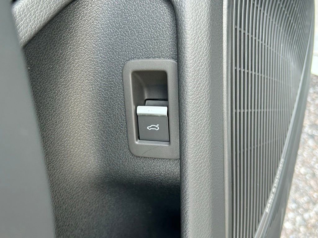 Used 2023 Audi A4 2.0T Premium Plus w/ Premium Plus Package image 19