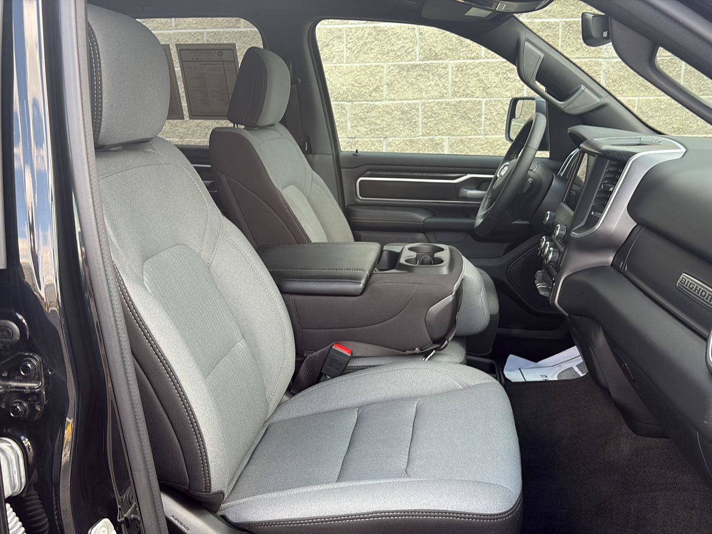 Used 2023 RAM 1500 Big Horn AWD/4WD image 22